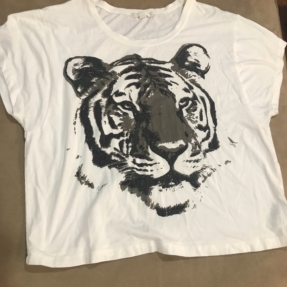 Forever 21 Tops - White Flowy Top With Tiger Graphic